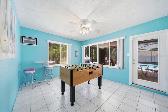 1403 GARDEN AVENUE, Tarpon Springs, FL 34689