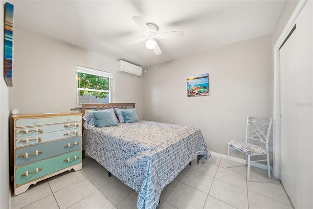 1403 GARDEN AVENUE, Tarpon Springs, FL 34689