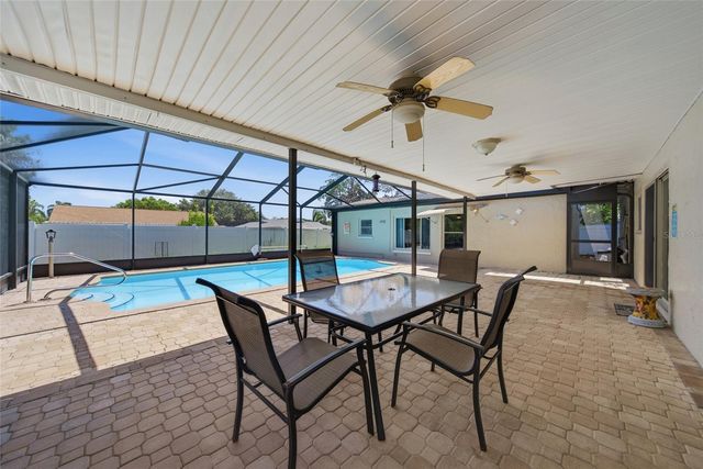 1403 GARDEN AVENUE, Tarpon Springs, FL 34689
