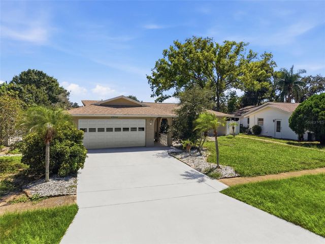 1403 GARDEN AVENUE, Tarpon Springs, FL 34689