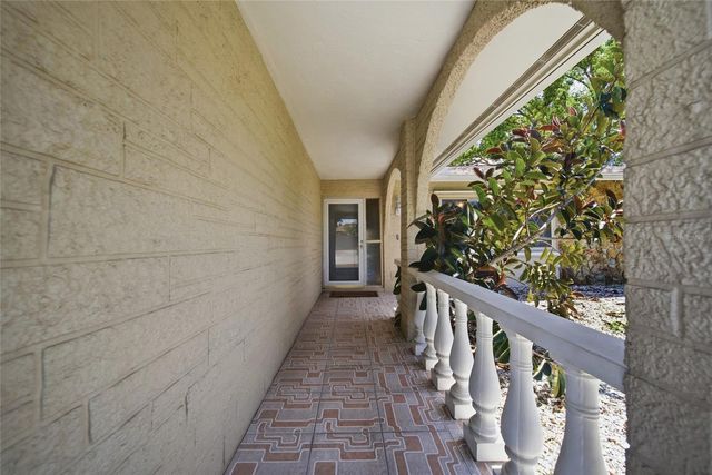 1403 GARDEN AVENUE, Tarpon Springs, FL 34689