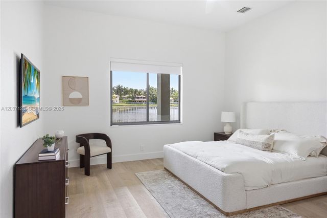 2048 Quail Roost Drive, Weston, FL 33327