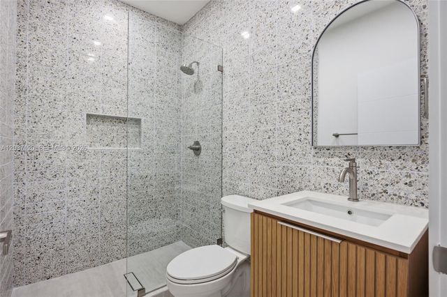 2048 Quail Roost Drive, Weston, FL 33327