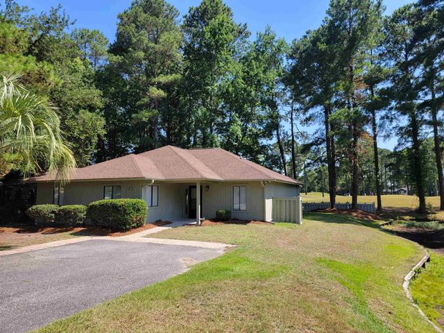 110 Berry Tree Ln., Conway, SC 29526