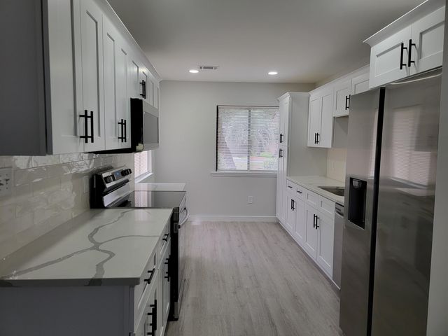 110 Berry Tree Ln., Conway, SC 29526