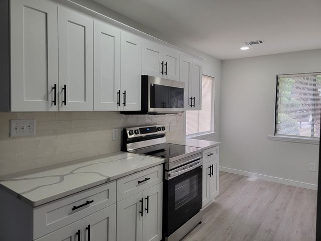 110 Berry Tree Ln., Conway, SC 29526