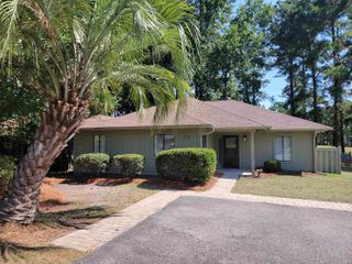 110 Berry Tree Ln., Conway, SC 29526