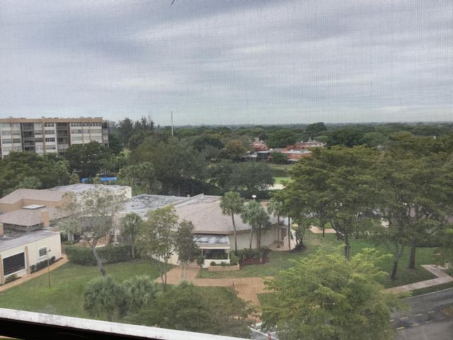 1300 St Charles Place, Pembroke Pines, FL 33026