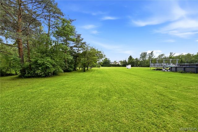 6888 Sy Road, Wheatfield, NY 14304