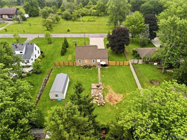 6888 Sy Road, Wheatfield, NY 14304