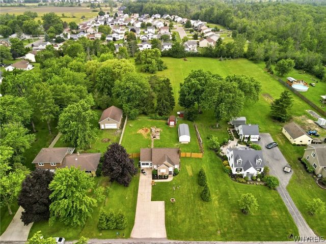 6888 Sy Road, Wheatfield, NY 14304