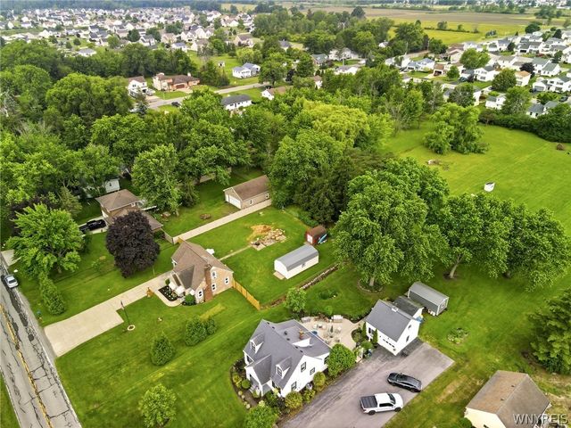 6888 Sy Road, Wheatfield, NY 14304