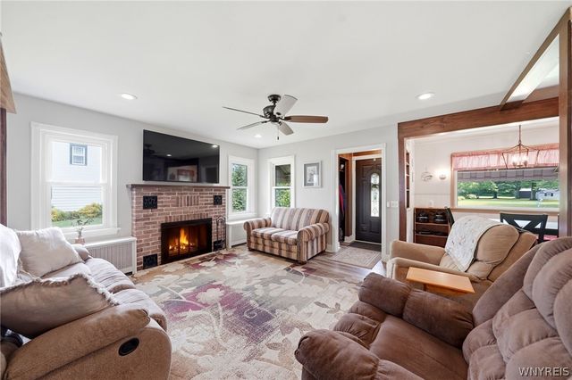 6888 Sy Road, Wheatfield, NY 14304