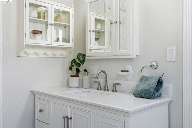 3118 Champion St., Oakland, CA 94602