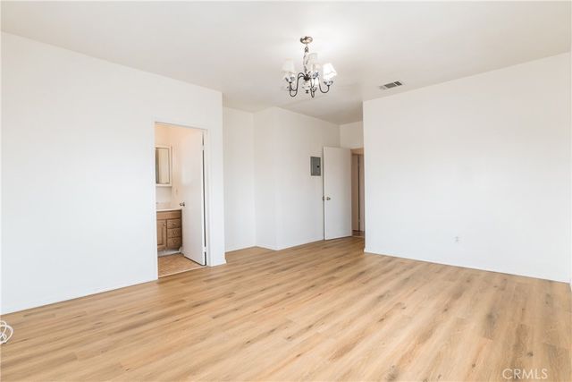 1314 S Manhattan, Los Angeles, CA 90019