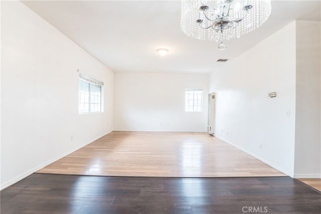 1314 S Manhattan, Los Angeles, CA 90019