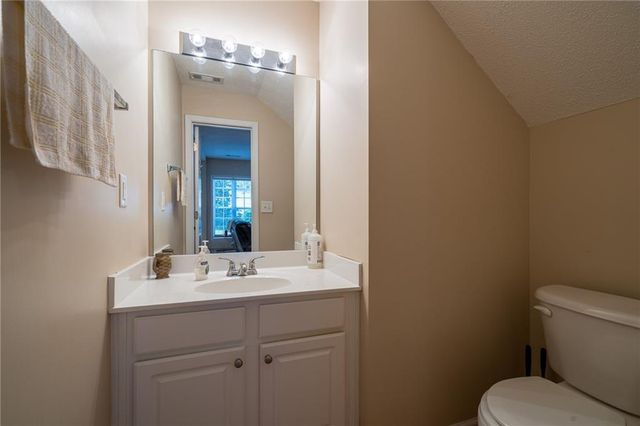 129 Regent Place, Woodstock, GA 30188