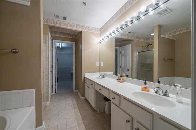 129 Regent Place, Woodstock, GA 30188