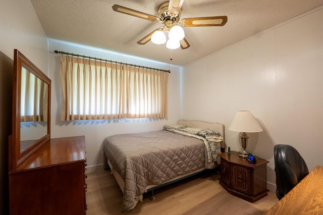 3263 E Rialto Avenue, Fresno, CA 93726