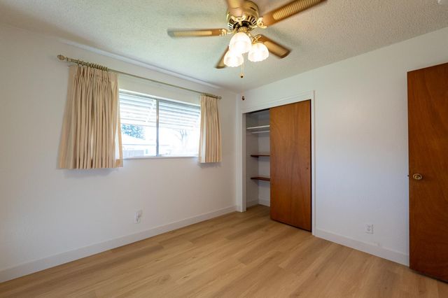 3263 E Rialto Avenue, Fresno, CA 93726