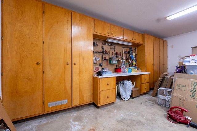 3263 E Rialto Avenue, Fresno, CA 93726