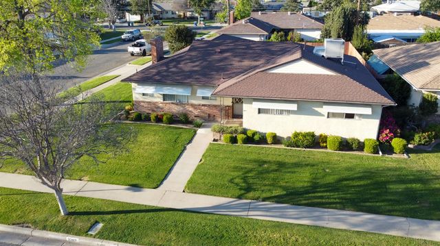 3263 E Rialto Avenue, Fresno, CA 93726