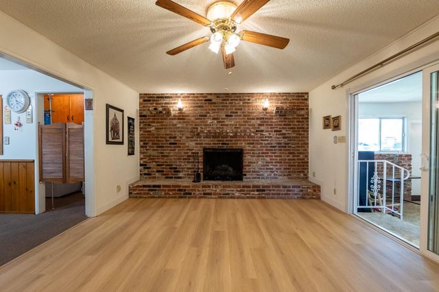 3263 E Rialto Avenue, Fresno, CA 93726