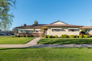 3263 E Rialto Avenue, Fresno, CA 93726