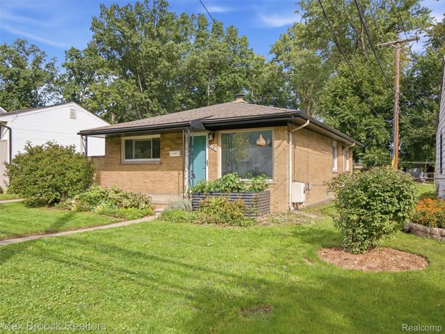 419 Lincoln Avenue, Clawson, MI 48017