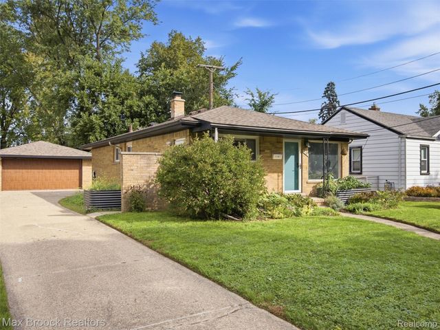 419 Lincoln Avenue, Clawson, MI 48017