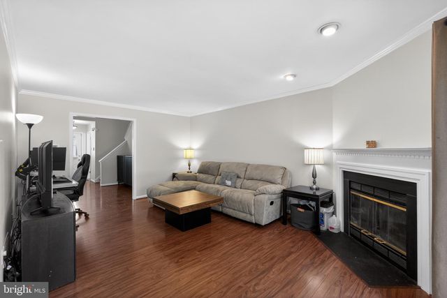 222 ORCHARD DR, North Wales, PA 19454