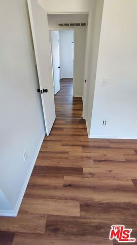 9834 Sepulveda Boulevard 102, North Hills (los Angeles), CA 91343