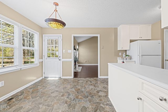 307 Laurel Ridge Drive, Clayton, NC 27520