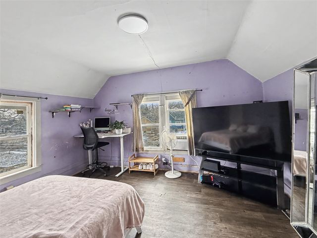 1019 E 8th Street, Des Moines, IA 50316