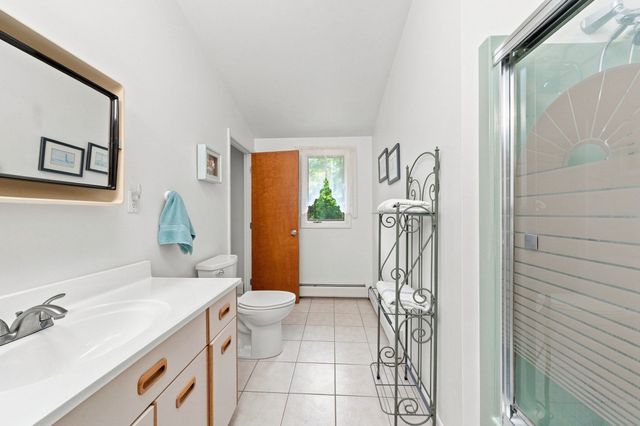 6 Snow Fields Rd, Mattapoisett, MA 02739