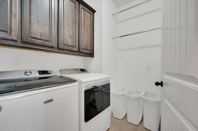 3205 Meadow Ridge Drive, Midlothian, TX 76065