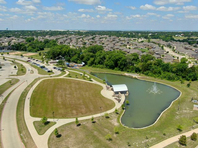 3205 Meadow Ridge Drive, Midlothian, TX 76065