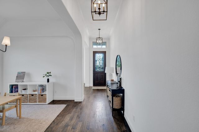 3205 Meadow Ridge Drive, Midlothian, TX 76065
