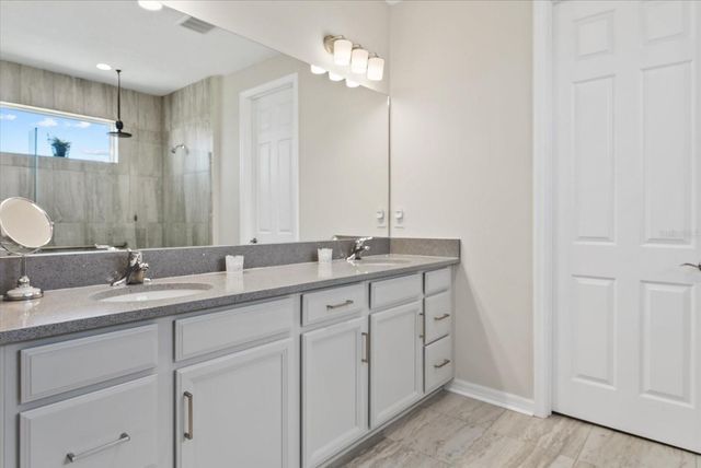 4607 RAINWATER GLEN, Bradenton, FL 34211