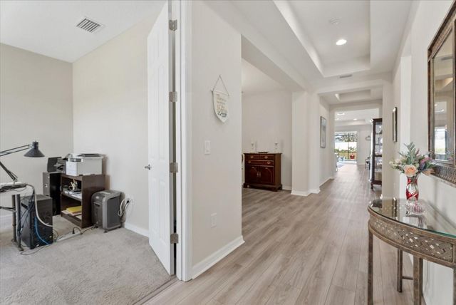 4607 RAINWATER GLEN, Bradenton, FL 34211