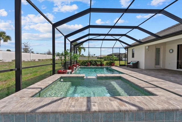 4607 RAINWATER GLEN, Bradenton, FL 34211