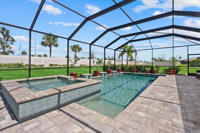 4607 RAINWATER GLEN, Bradenton, FL 34211