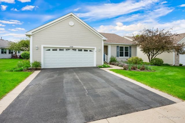 750 Pentwater Road, Romeoville, IL 60446