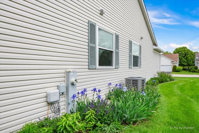 750 Pentwater Road, Romeoville, IL 60446