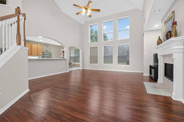 2419 Bay Hill Drive, Baytown, TX 77523