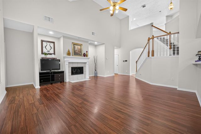 2419 Bay Hill Drive, Baytown, TX 77523