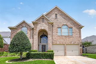 2419 Bay Hill Drive, Baytown, TX 77523