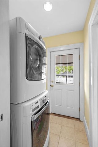 25 Lyman St, Beverly, MA 01915