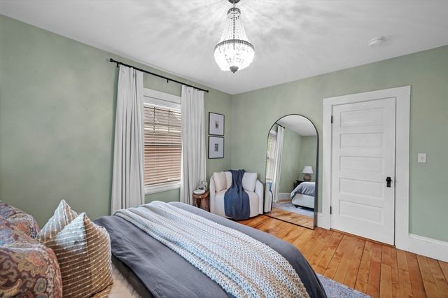 25 Lyman St, Beverly, MA 01915