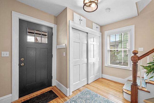 25 Lyman St, Beverly, MA 01915